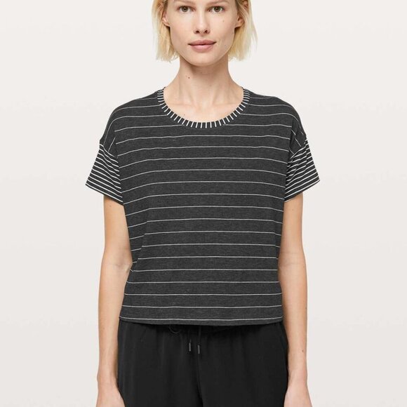 Lululemon Cates Tee - 12 Short Serve Stripe Heathered Black White - Picture 1 of 5